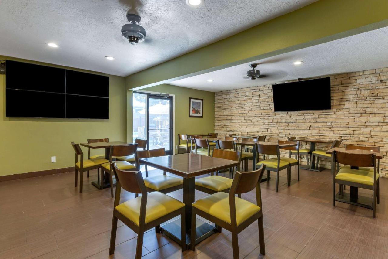 Best Western Airport Albuquerque Innsuites Hotel & Suites Exteriör bild