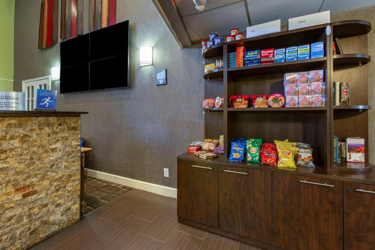 Best Western Airport Albuquerque Innsuites Hotel & Suites Exteriör bild