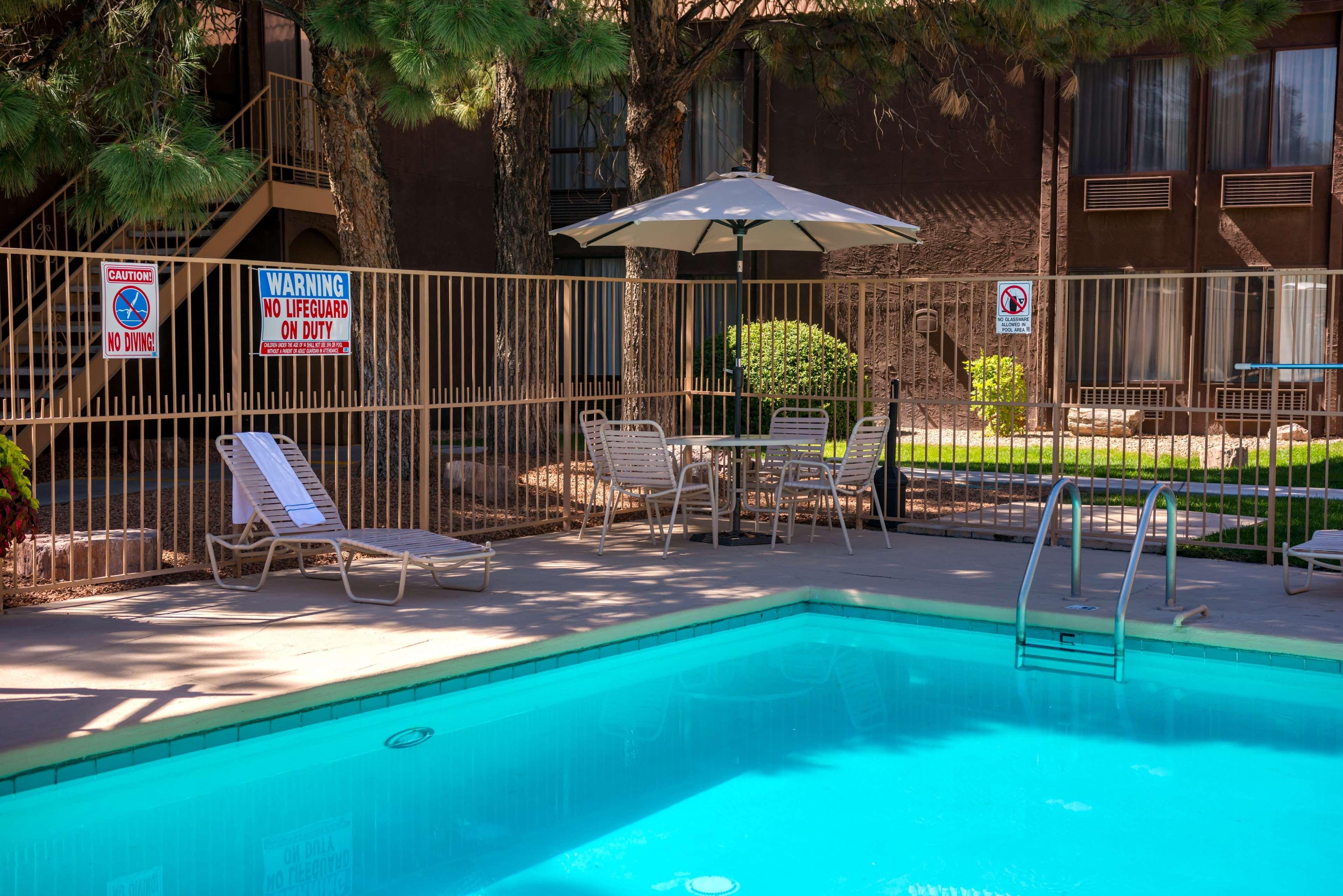 Best Western Airport Albuquerque Innsuites Hotel & Suites Exteriör bild