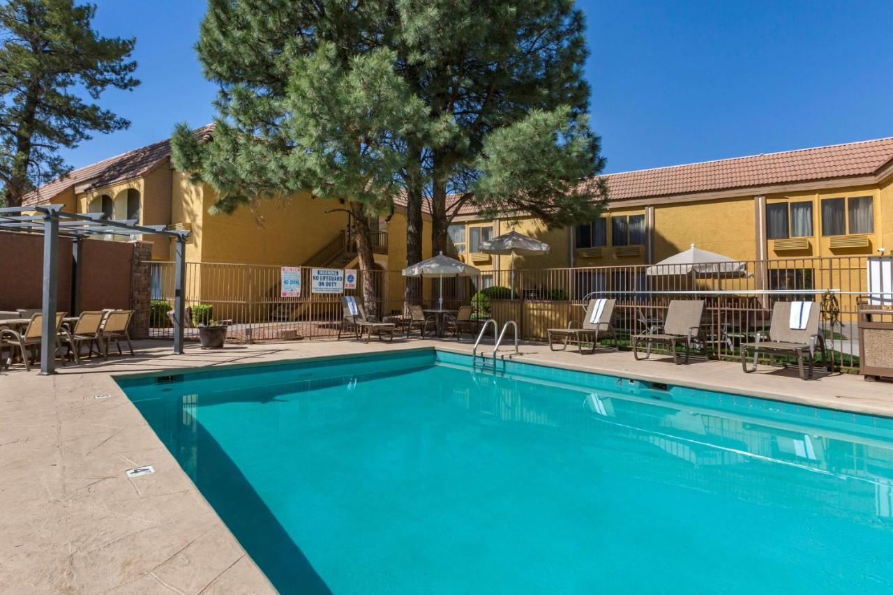 Best Western Airport Albuquerque Innsuites Hotel & Suites Exteriör bild