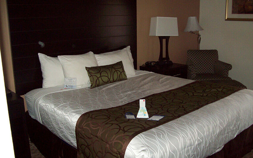 Best Western Airport Albuquerque Innsuites Hotel & Suites Exteriör bild